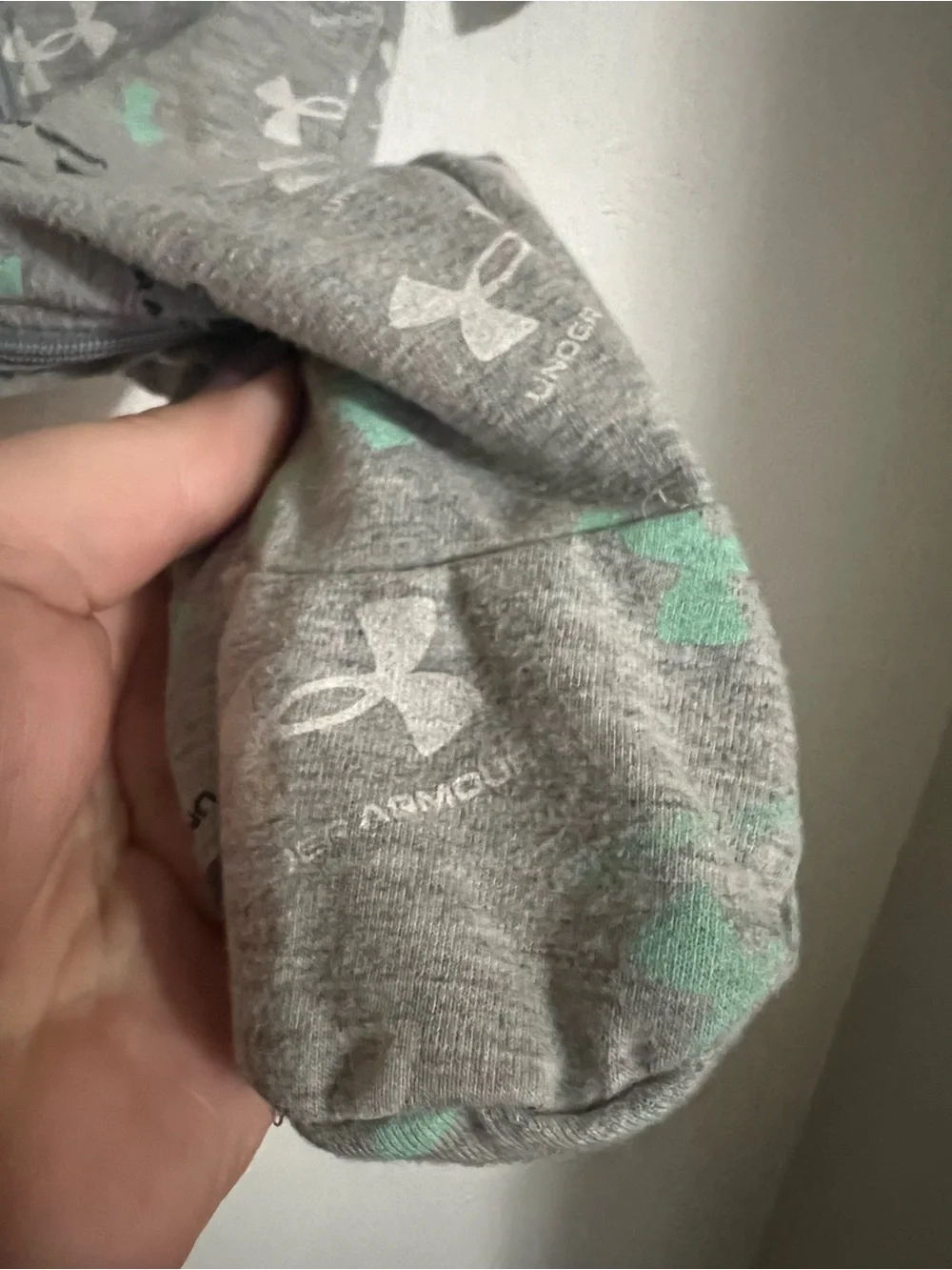 UNDER ARMOUR Full Zip Footed Casual Logo Sleeper Onsie‎ Grey Teal Baby 9-12 mo.